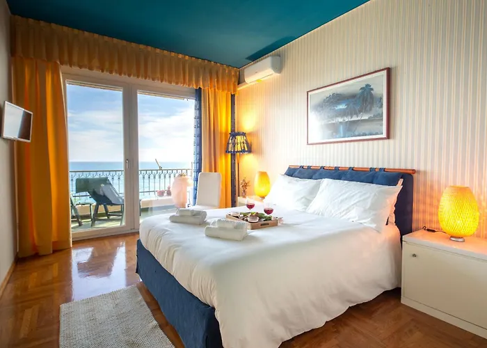 Il Risveglio Sul Mare -terrazza Panoramica 公寓 *