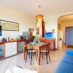 Апартаменты Il Risveglio Sul Mare -terrazza Panoramica *