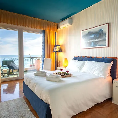 Il Risveglio Sul Mare -terrazza Panoramica Appartement *